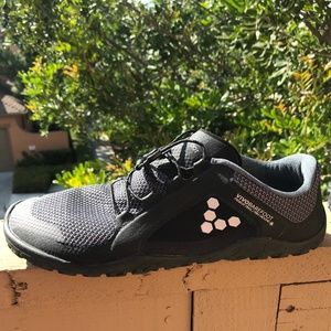 EU42L vivobarefoot size 9mens/10.5womens